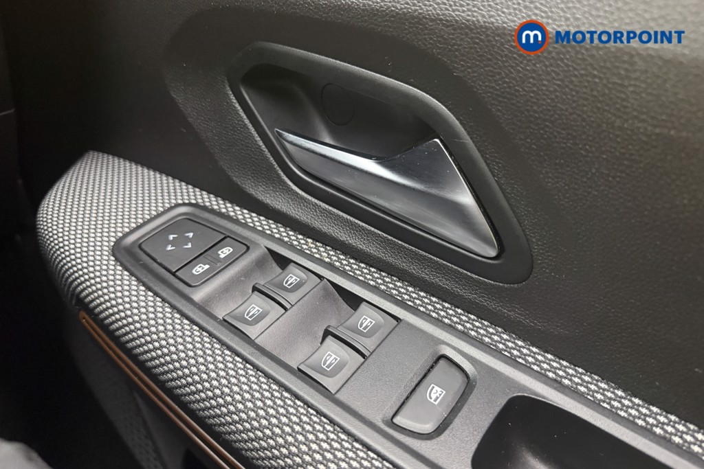 Dacia Sandero Stepway Prestige Manual Petrol Hatchback - Stock Number (1625235) - 15th supplementary image