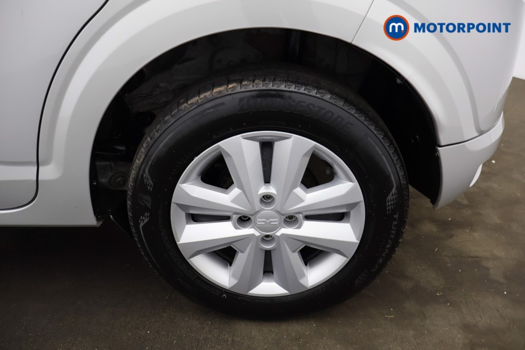 Dacia Sandero Expression Manual Petrol Hatchback - Stock Number (1625404) - 3rd supplementary image