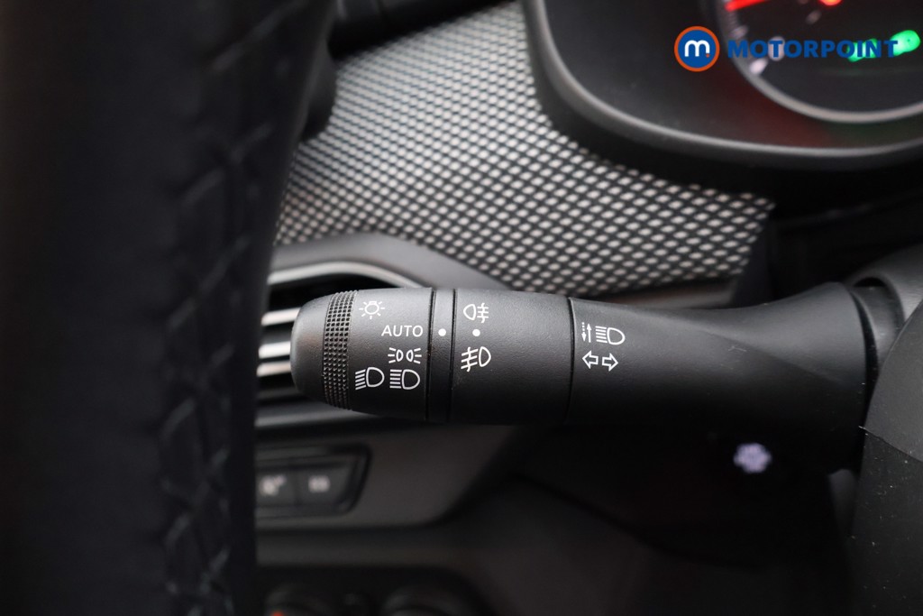 Dacia Sandero Expression Manual Petrol Hatchback - Stock Number (1625404) - 10th supplementary image