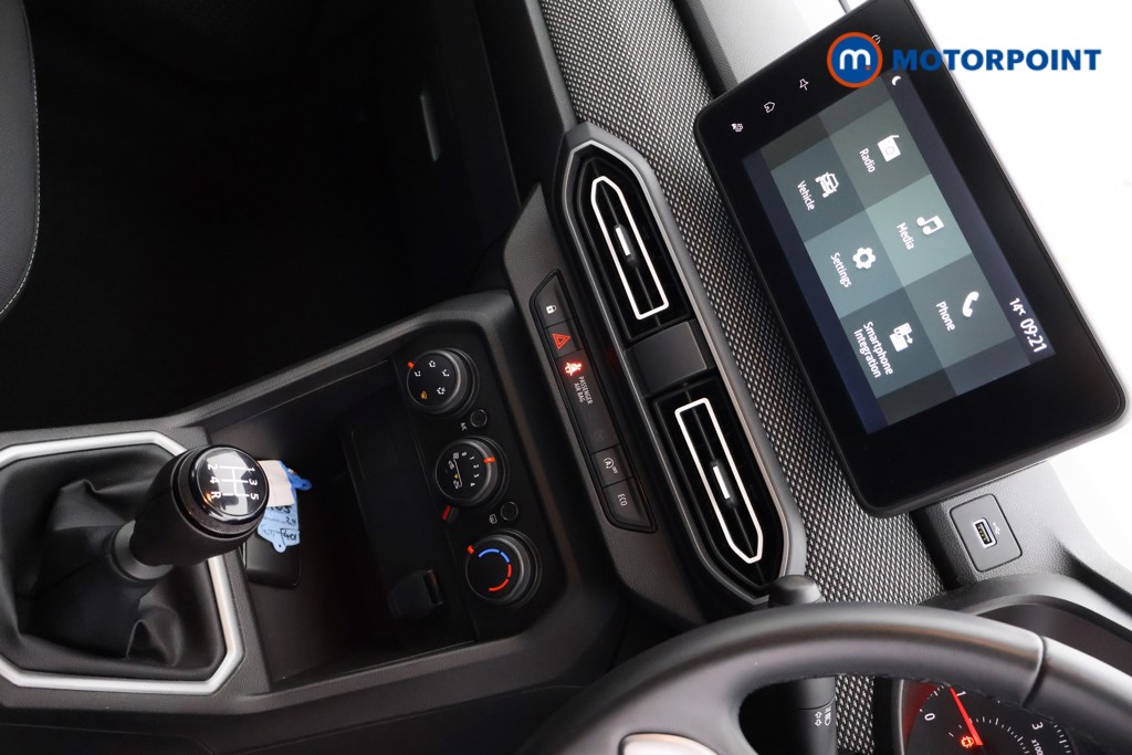 Dacia Sandero Expression Manual Petrol Hatchback - Stock Number (1625404) - 17th supplementary image