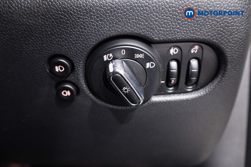 Mini Hatchback Cooper Classic Automatic Petrol Hatchback - Stock Number (1625943) - 17th supplementary image