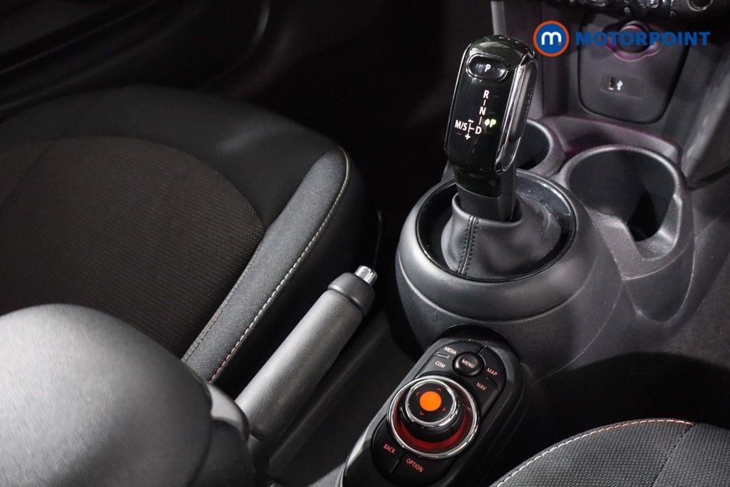 Mini Hatchback Cooper Classic Automatic Petrol Hatchback - Stock Number (1625943) - 20th supplementary image