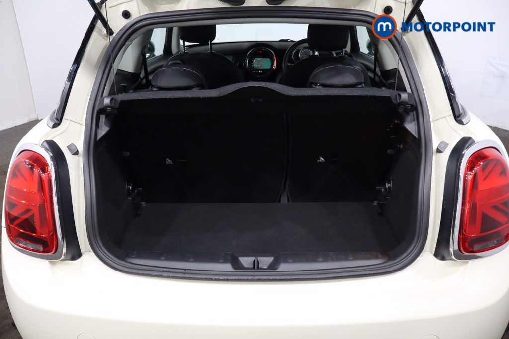 Mini Hatchback Cooper Classic Automatic Petrol Hatchback - Stock Number (1625943) - 37th supplementary image
