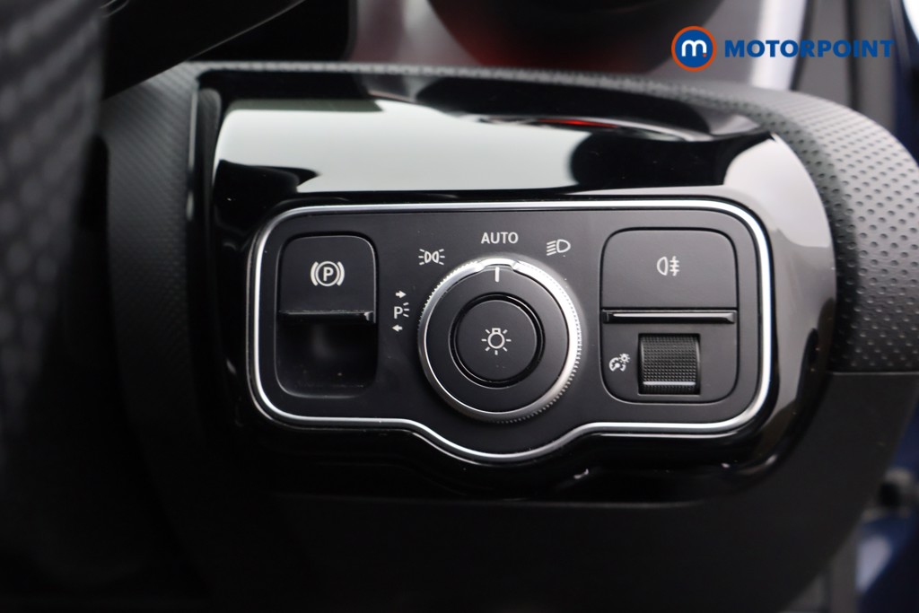 Mercedes-Benz A Class Premium Edition Automatic Petrol Saloon - Stock Number (1626093) - 13th supplementary image