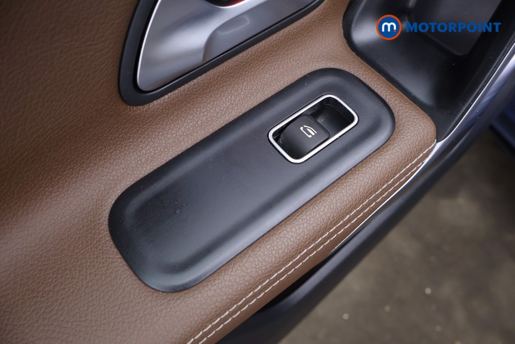 Mercedes-Benz A Class Premium Edition Automatic Petrol Saloon - Stock Number (1626093) - 39th supplementary image