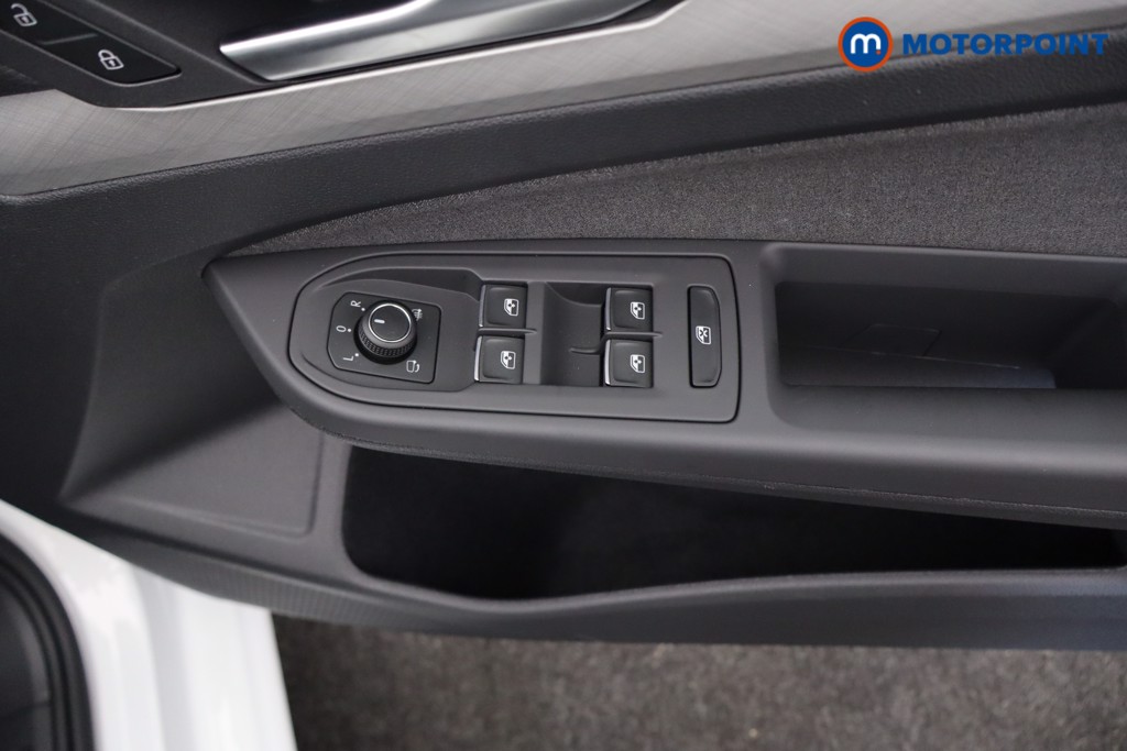 Volkswagen Golf Match Manual Petrol Hatchback - Stock Number (1626157) - 16th supplementary image