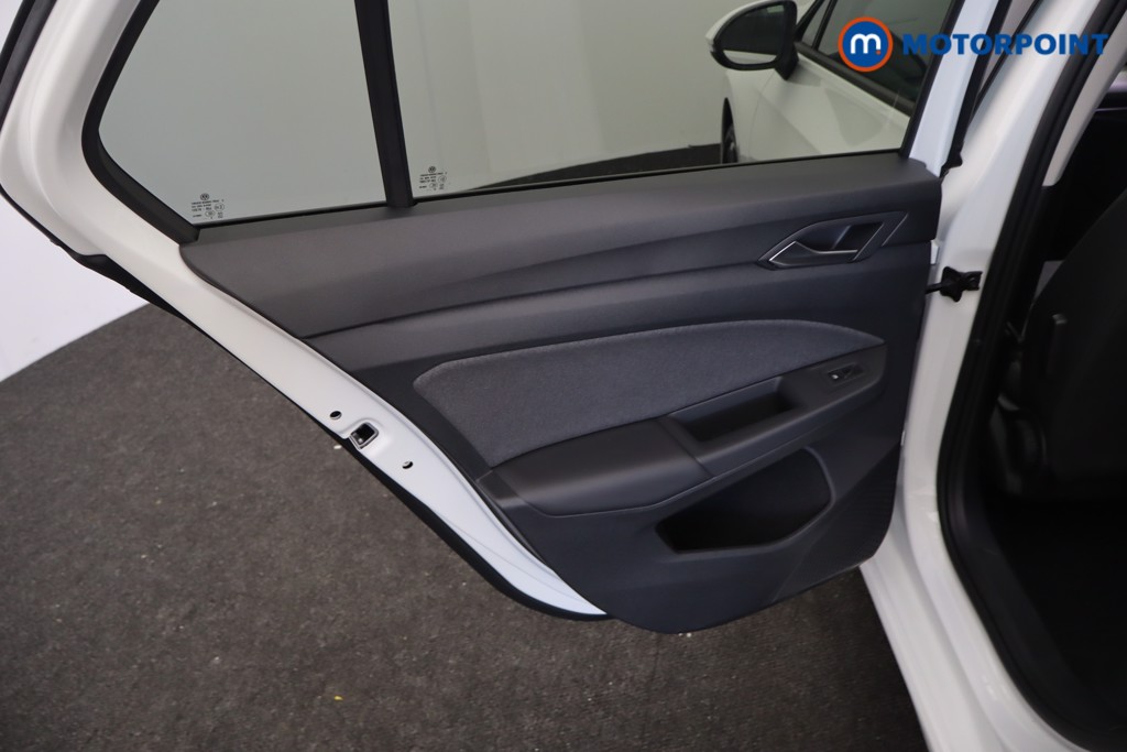 Volkswagen Golf Match Manual Petrol Hatchback - Stock Number (1626157) - 25th supplementary image