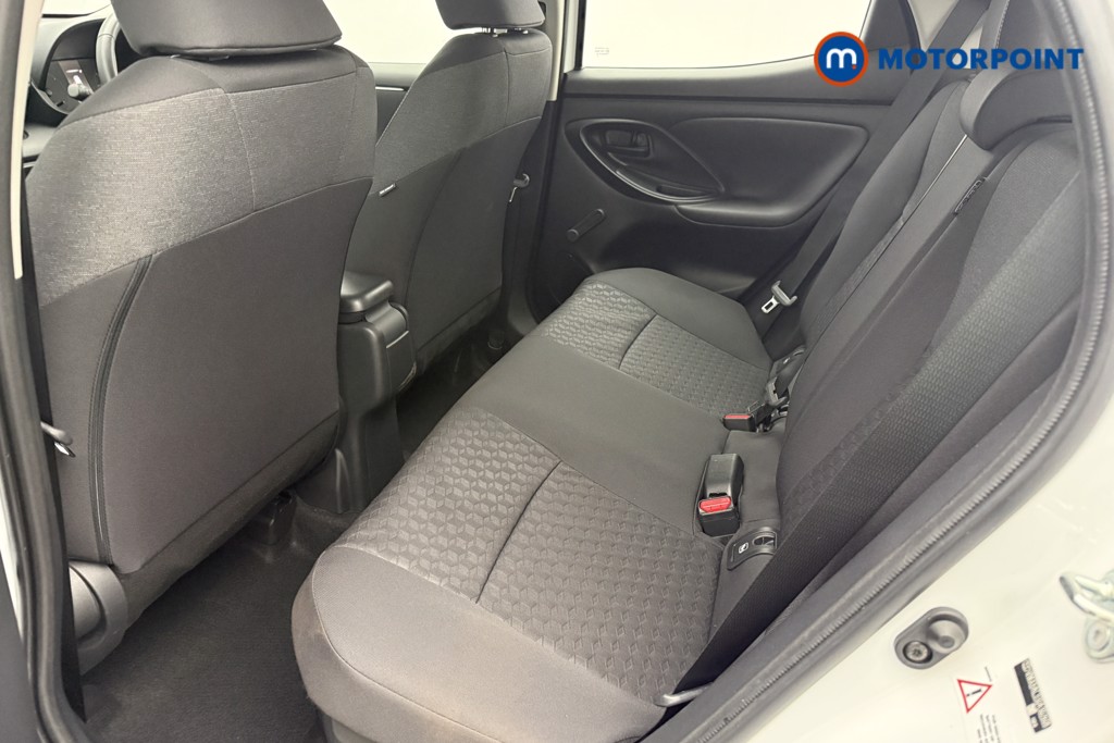 Toyota Yaris Icon Automatic Petrol-Electric Hybrid Hatchback - Stock Number (1627516) - 5th supplementary image