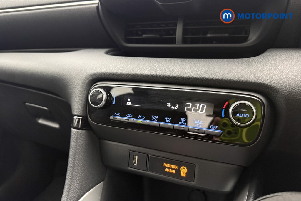 Toyota Yaris Icon Automatic Petrol-Electric Hybrid Hatchback - Stock Number (1627516) - 13th supplementary image