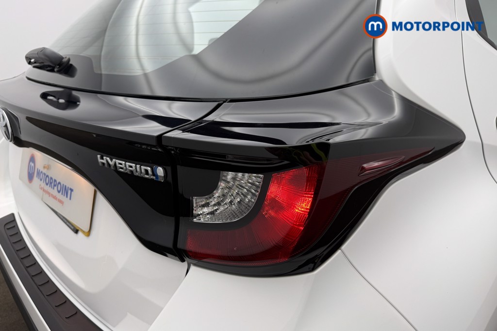 Toyota Yaris Icon Automatic Petrol-Electric Hybrid Hatchback - Stock Number (1627516) - 17th supplementary image