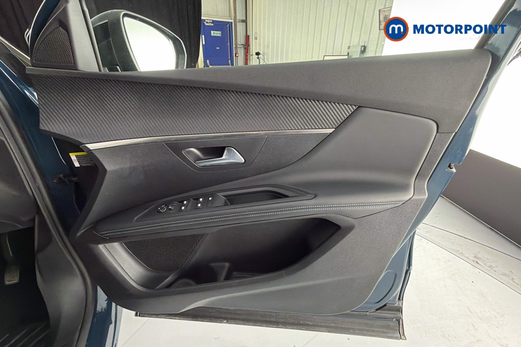 Peugeot 3008 Allure Automatic Petrol Plug-In Hybrid SUV - Stock Number (1628068) - 19th supplementary image