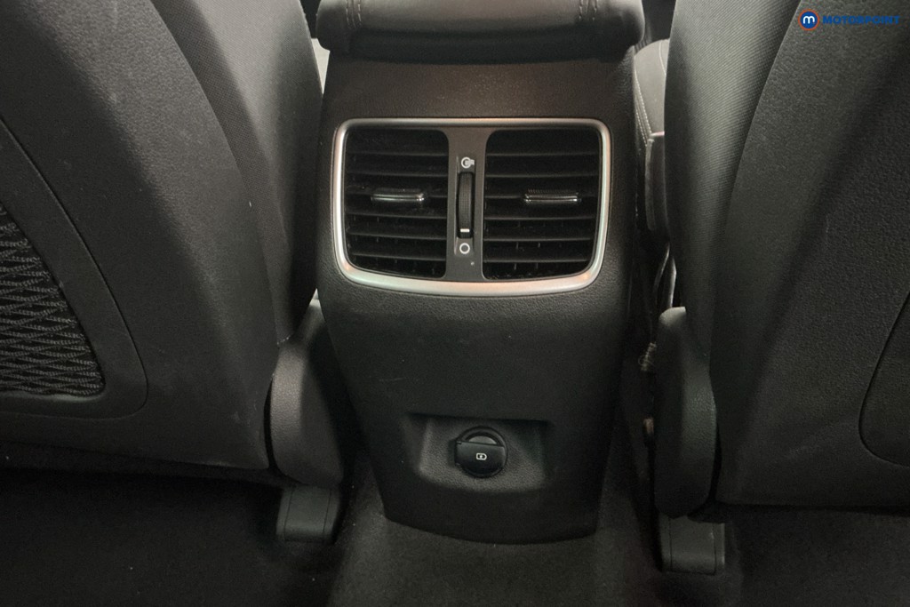 Hyundai Tucson Se Nav Manual Petrol SUV - Stock Number (1628391) - 13th supplementary image