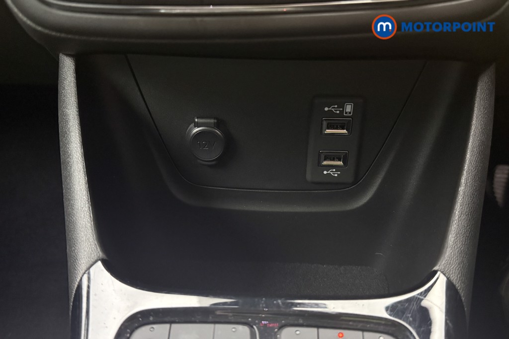 Vauxhall Crossland Elite Edition Automatic Petrol SUV - Stock Number (1628438) - 14th supplementary image