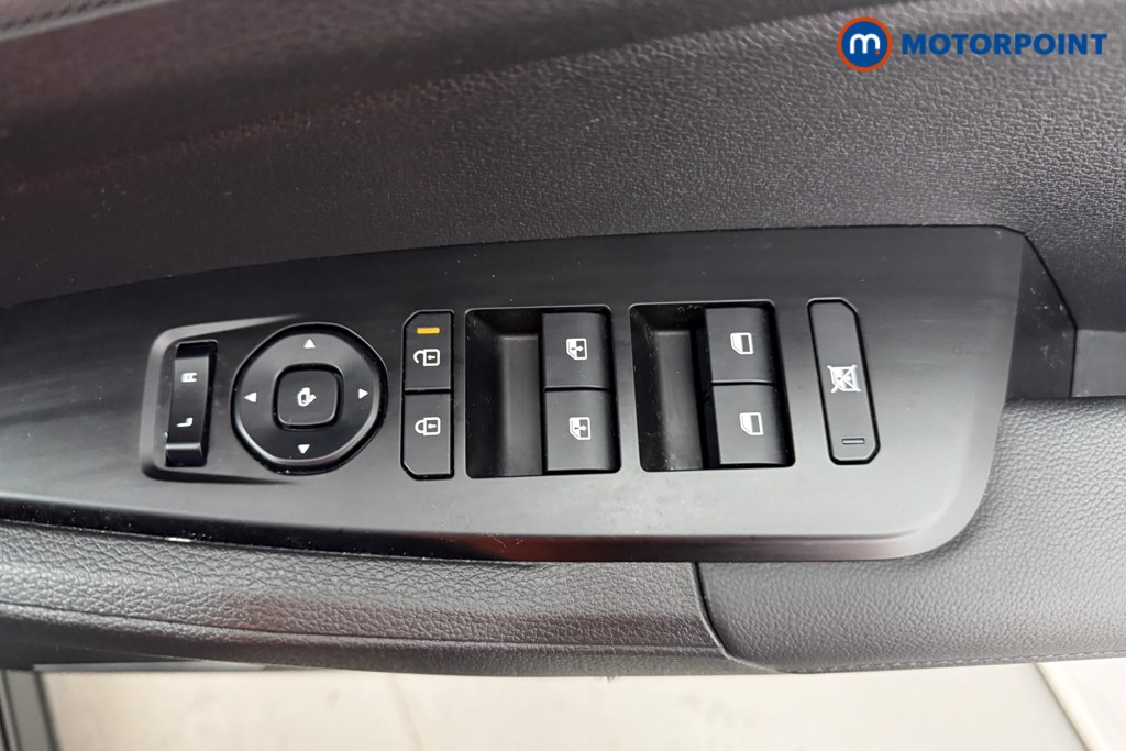 KIA Sportage Pure Manual Petrol SUV - Stock Number (1628809) - 16th supplementary image