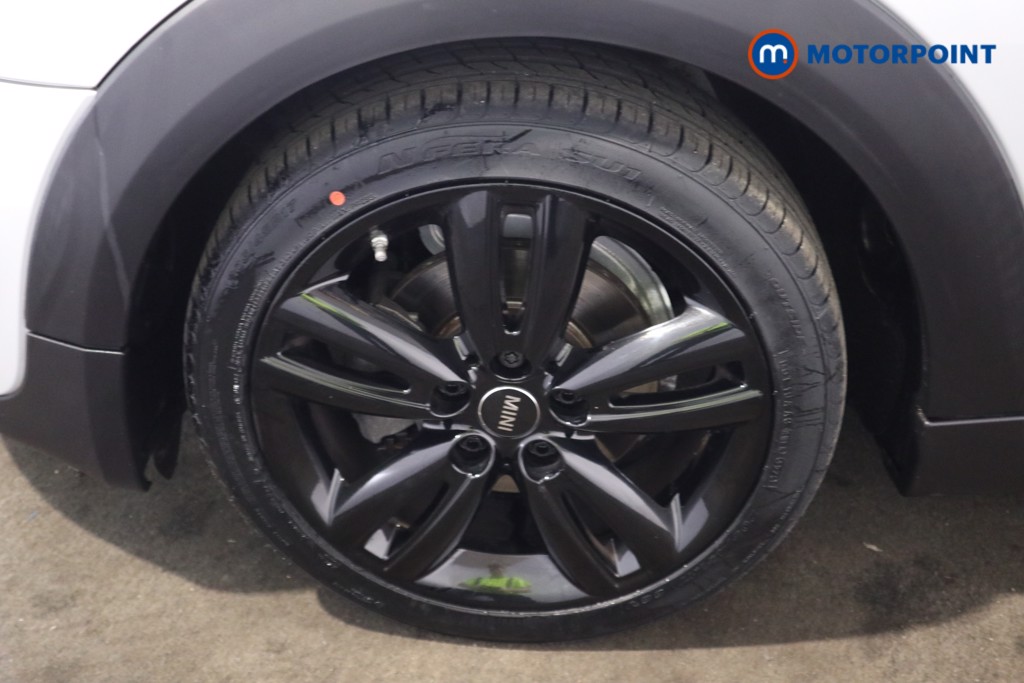 Mini Hatchback Cooper Sport Manual Petrol Hatchback - Stock Number (1628943) - 26th supplementary image