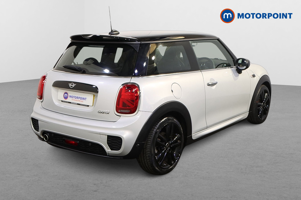 Mini Hatchback Cooper Sport Manual Petrol Hatchback - Stock Number (1628943) - Drivers side rear corner