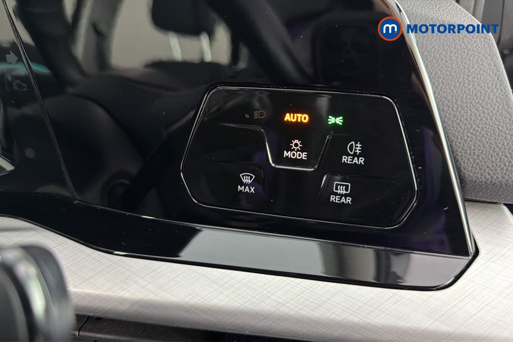 Volkswagen Golf Life Manual Petrol Hatchback - Stock Number (1628974) - 18th supplementary image