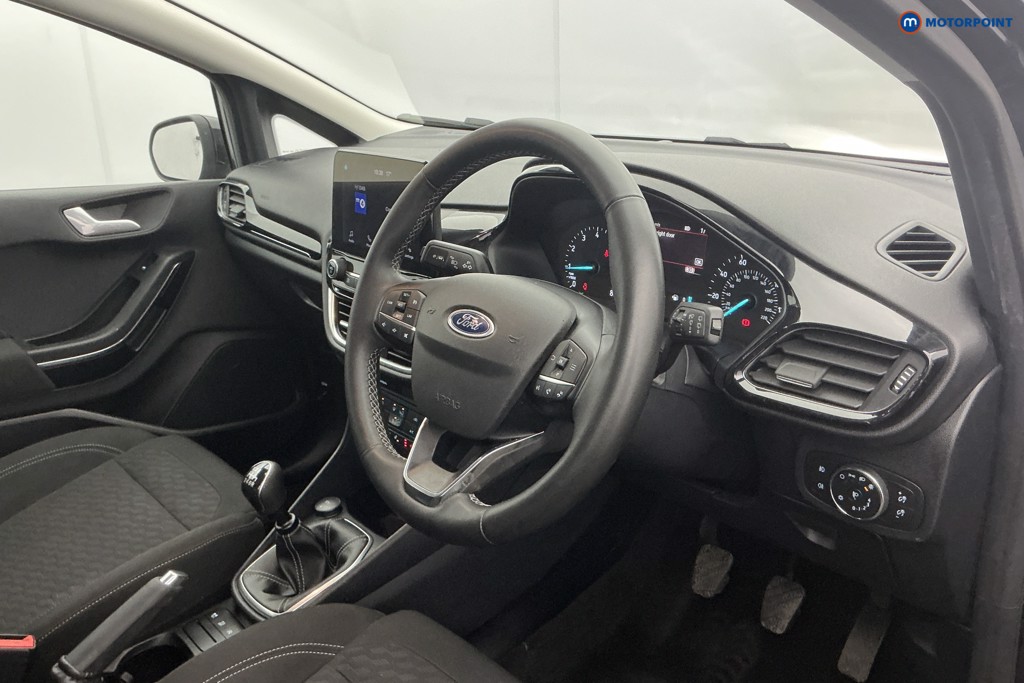 Ford Fiesta Titanium Manual Petrol Hatchback - Stock Number (1628981) - 8th supplementary image
