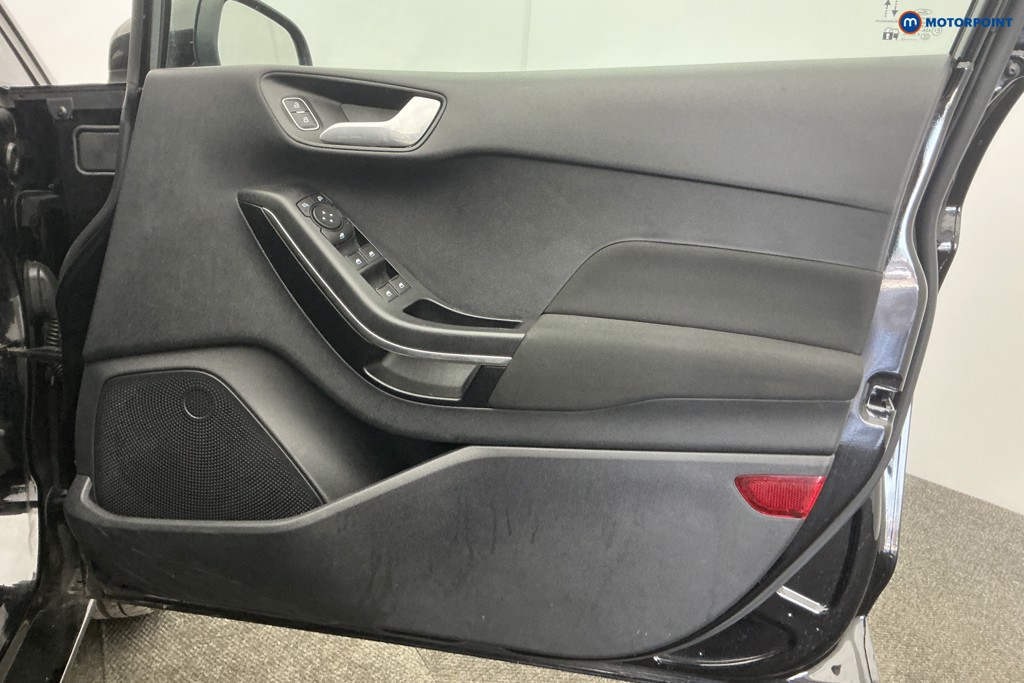 Ford Fiesta Titanium Manual Petrol Hatchback - Stock Number (1628981) - 25th supplementary image