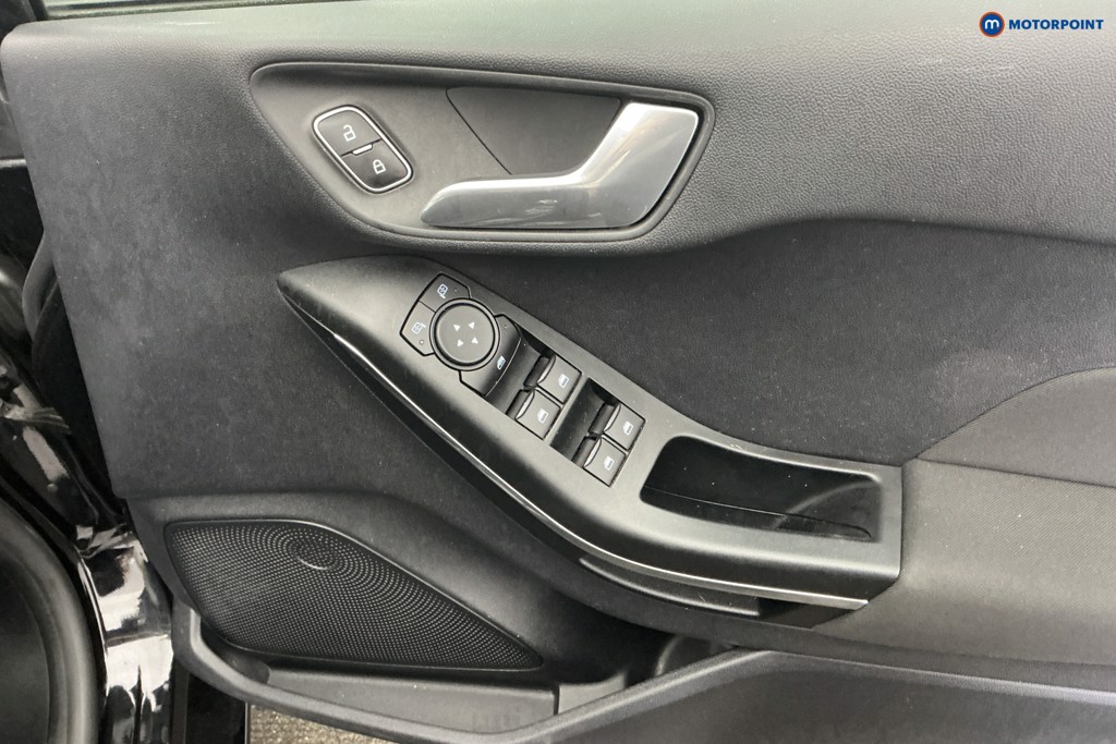 Ford Fiesta Titanium Manual Petrol Hatchback - Stock Number (1628981) - 26th supplementary image