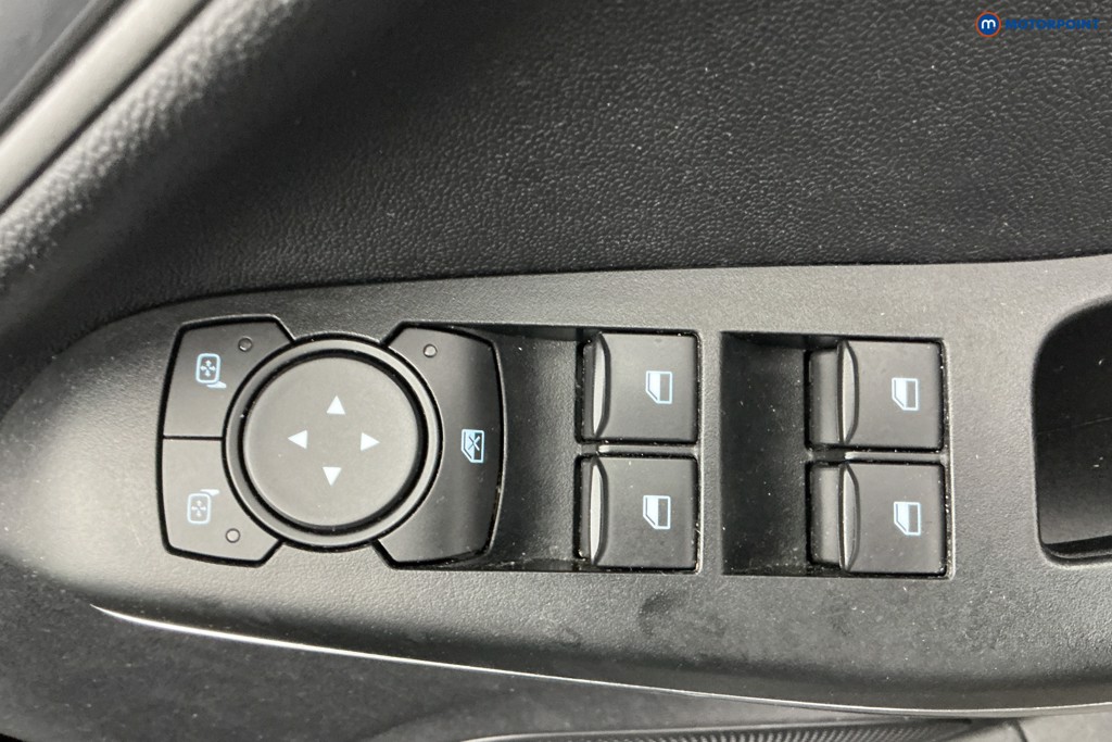 Ford Fiesta Titanium Manual Petrol Hatchback - Stock Number (1628981) - 28th supplementary image