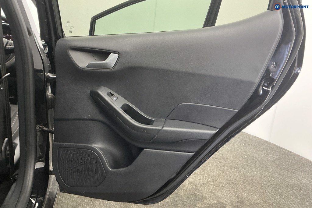 Ford Fiesta Titanium Manual Petrol Hatchback - Stock Number (1628981) - 29th supplementary image