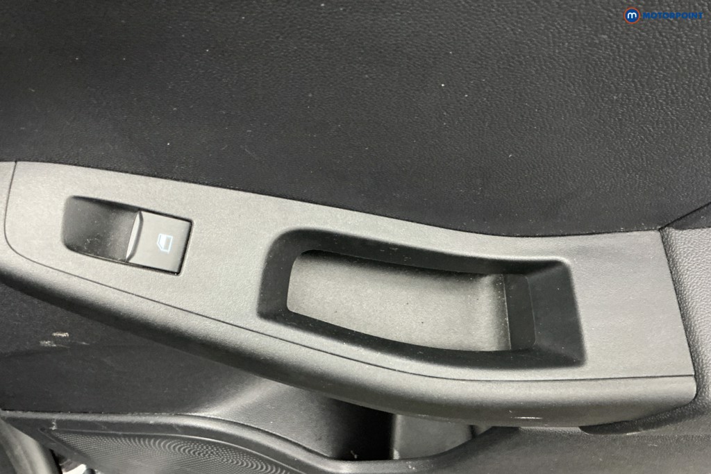 Ford Fiesta Titanium Manual Petrol Hatchback - Stock Number (1628981) - 31st supplementary image