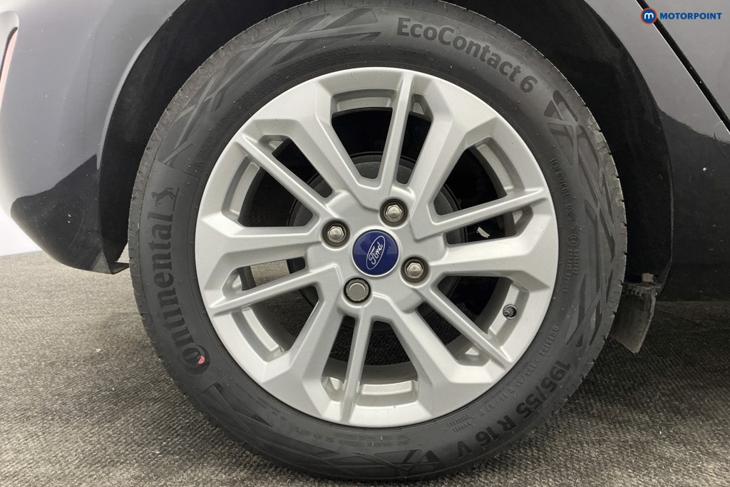 Ford Fiesta Titanium Manual Petrol Hatchback - Stock Number (1628981) - 38th supplementary image