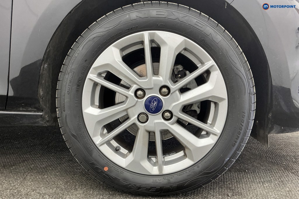 Ford Fiesta Titanium Manual Petrol Hatchback - Stock Number (1628981) - 39th supplementary image