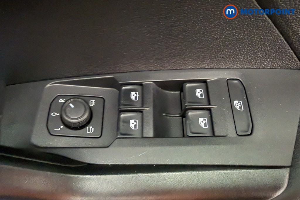 Volkswagen T-Cross Black Edition Automatic Petrol SUV - Stock Number (1629134) - 15th supplementary image