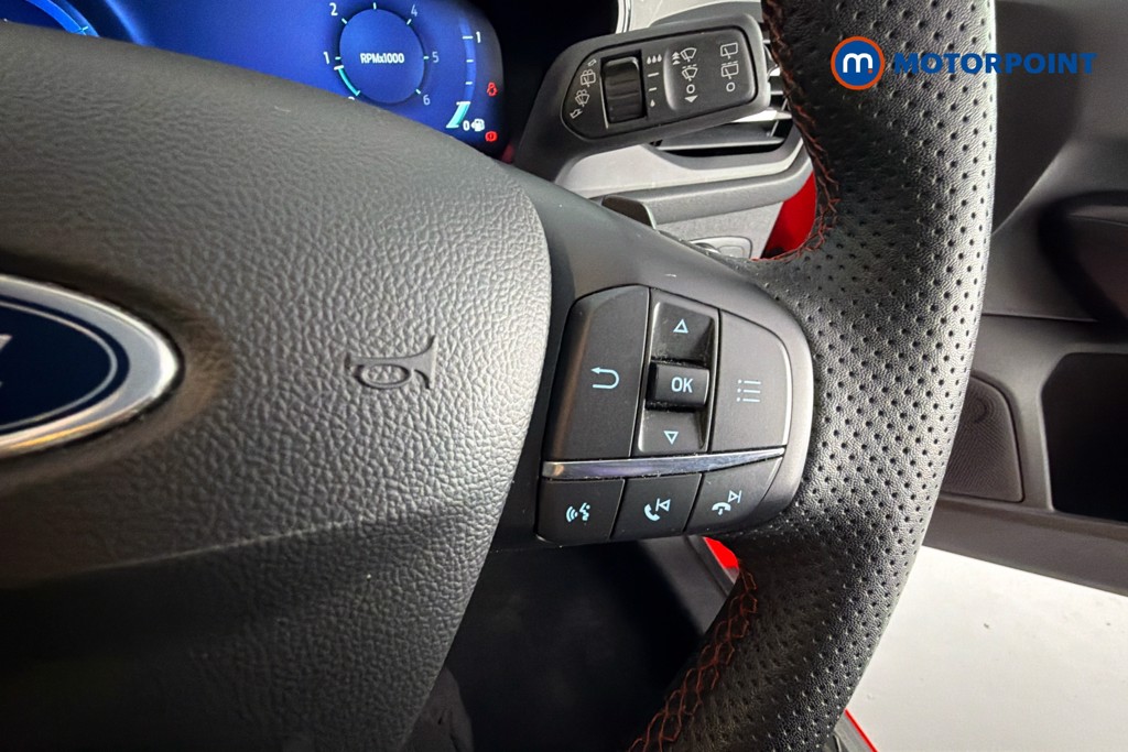 Ford Focus St-Line Vignale Automatic Diesel Hatchback - Stock Number (1629153) - 4th supplementary image