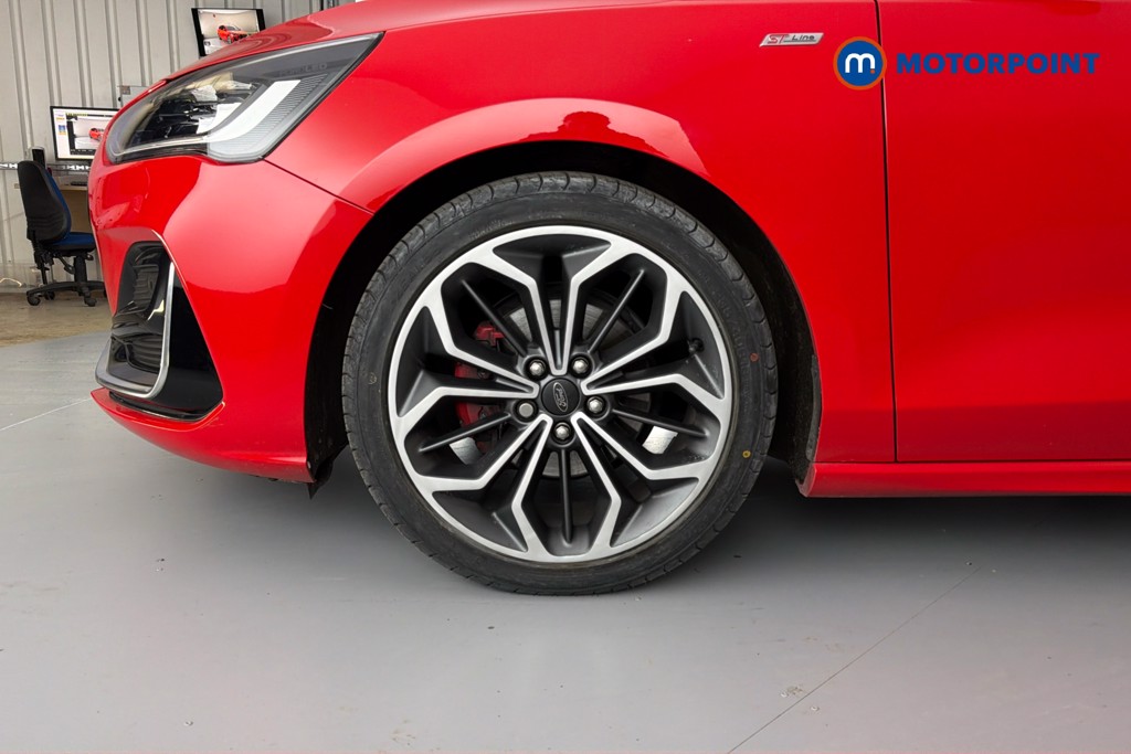 Ford Focus St-Line Vignale Automatic Diesel Hatchback - Stock Number (1629153) - 47th supplementary image