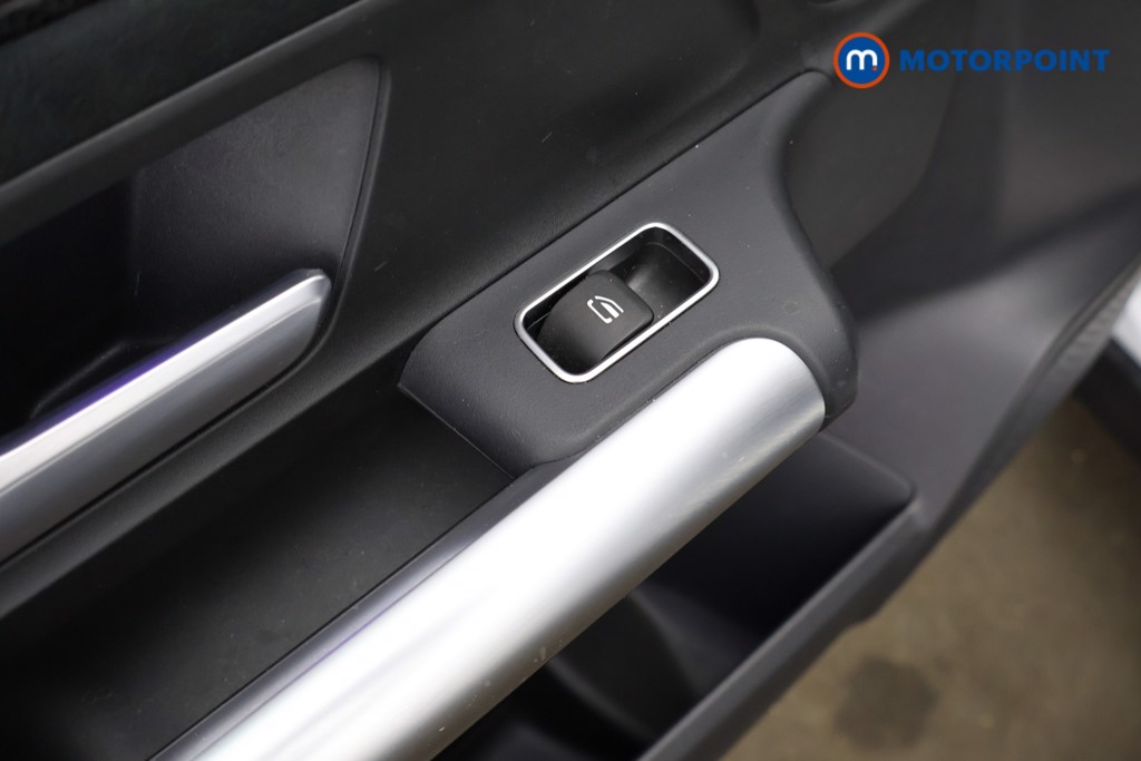 Mercedes-Benz GLA Amg Line Automatic Petrol SUV - Stock Number (1629206) - 34th supplementary image