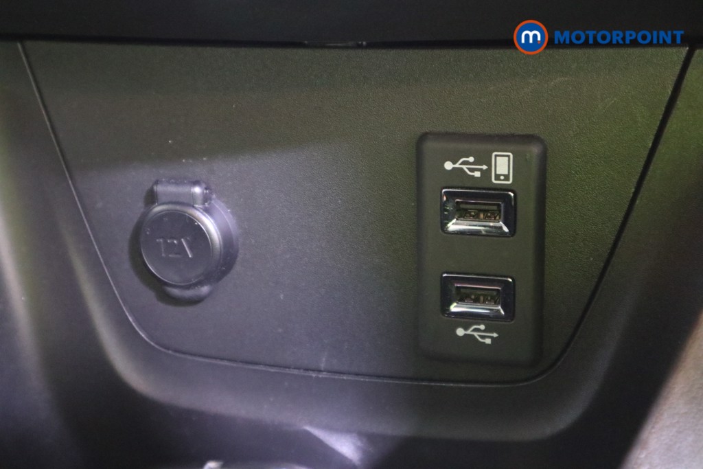 Vauxhall Crossland Ultimate Manual Diesel SUV - Stock Number (1629451) - 8th supplementary image