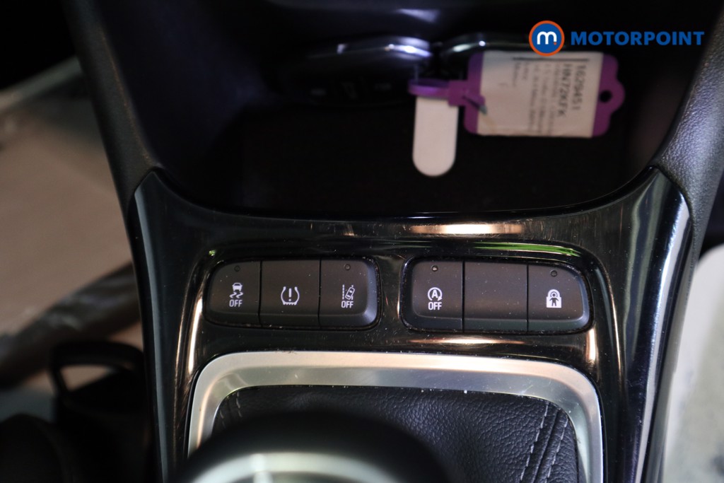 Vauxhall Crossland Ultimate Manual Diesel SUV - Stock Number (1629451) - 9th supplementary image