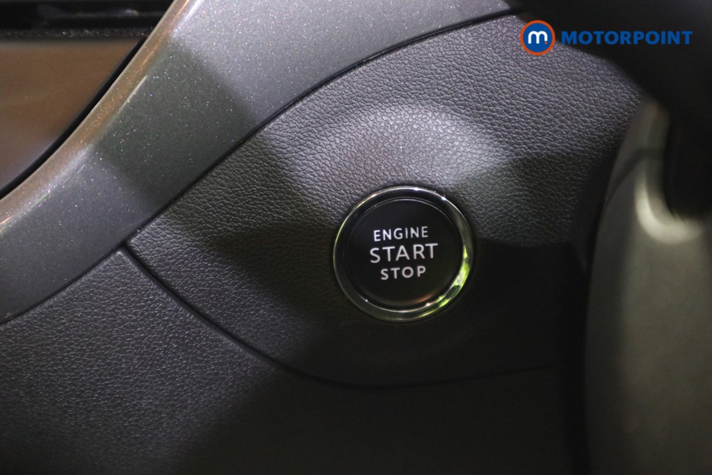 Vauxhall Crossland Ultimate Manual Diesel SUV - Stock Number (1629451) - 13th supplementary image