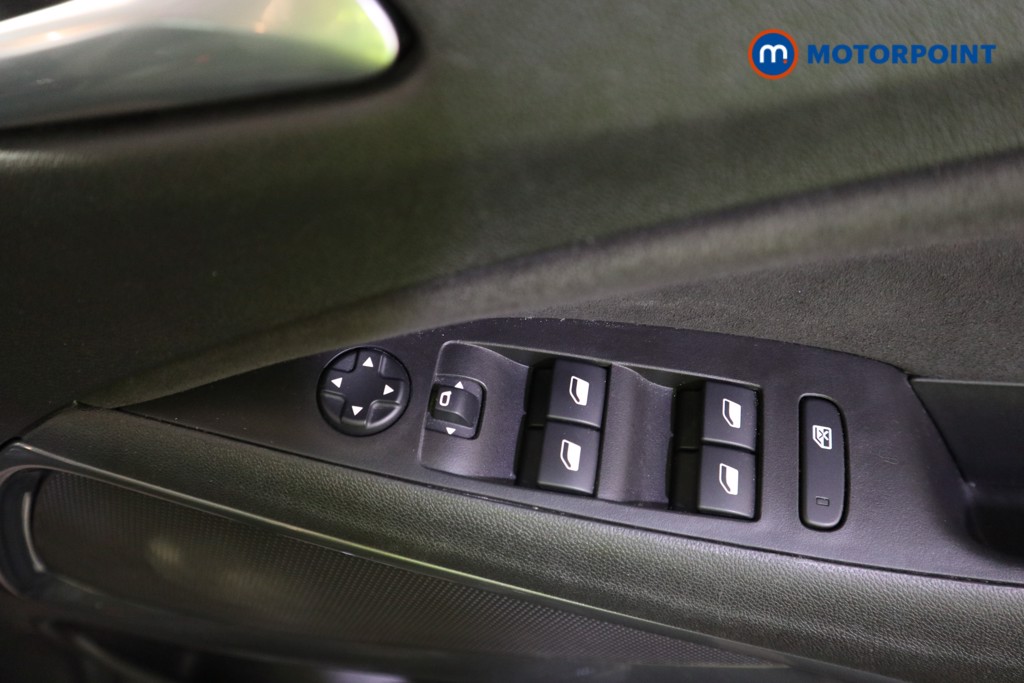 Vauxhall Crossland Ultimate Manual Diesel SUV - Stock Number (1629451) - 15th supplementary image