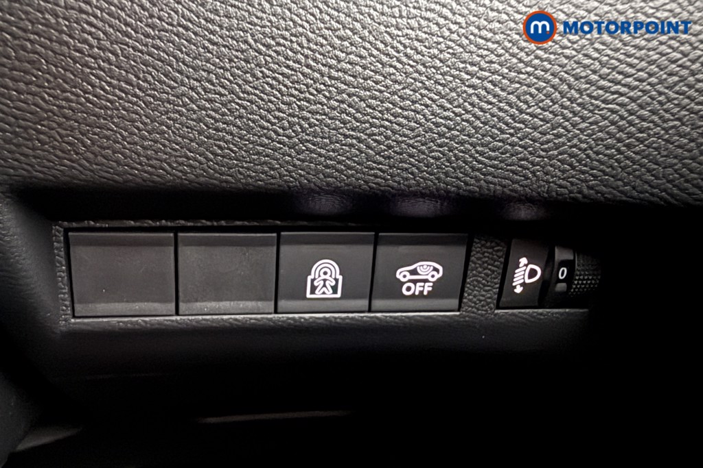 Peugeot 208 Allure Manual Petrol Hatchback - Stock Number (1630146) - 5th supplementary image