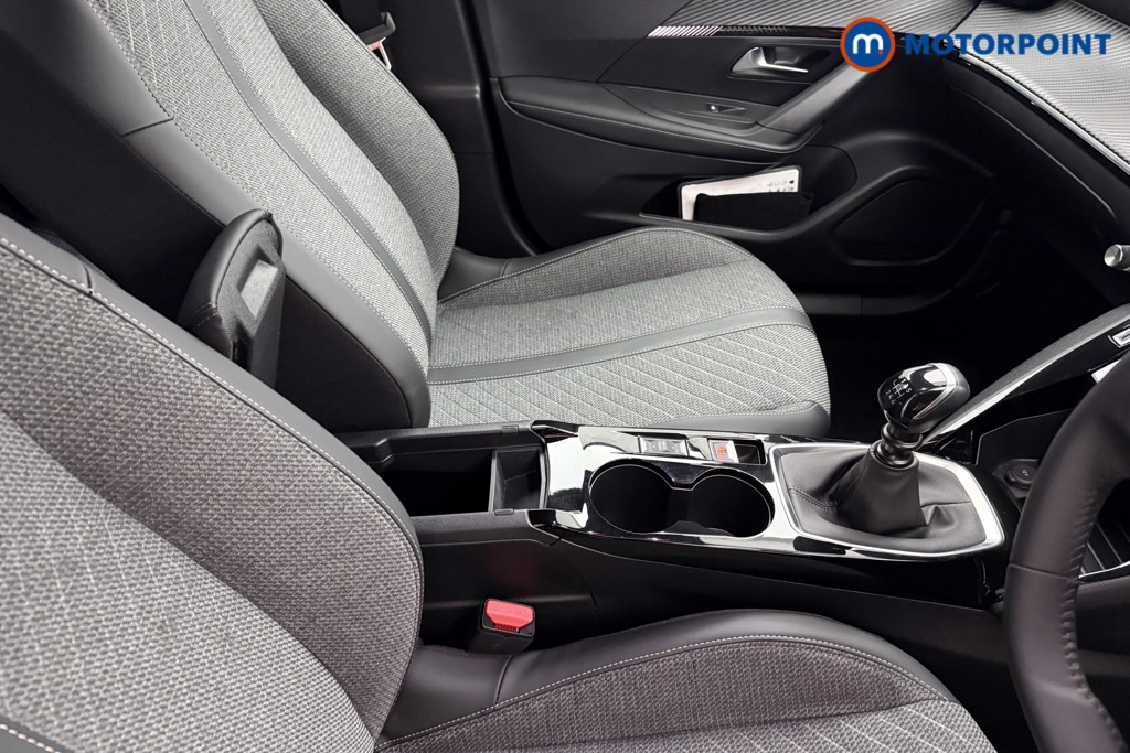 Peugeot 2008 Allure Manual Petrol SUV - Stock Number (1630174) - 12th supplementary image