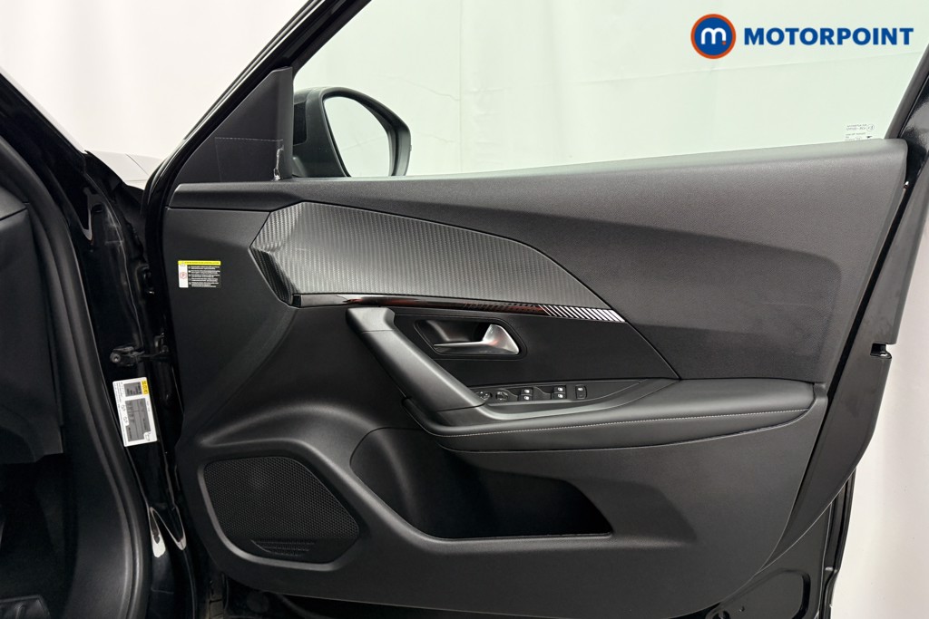 Peugeot 2008 Allure Manual Petrol SUV - Stock Number (1630174) - 15th supplementary image