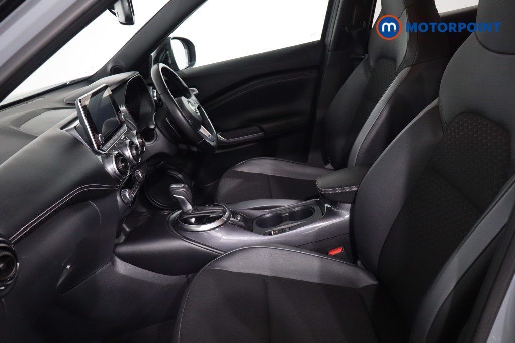 Nissan Juke N-Connecta Automatic Petrol SUV - Stock Number (1630182) - 4th supplementary image