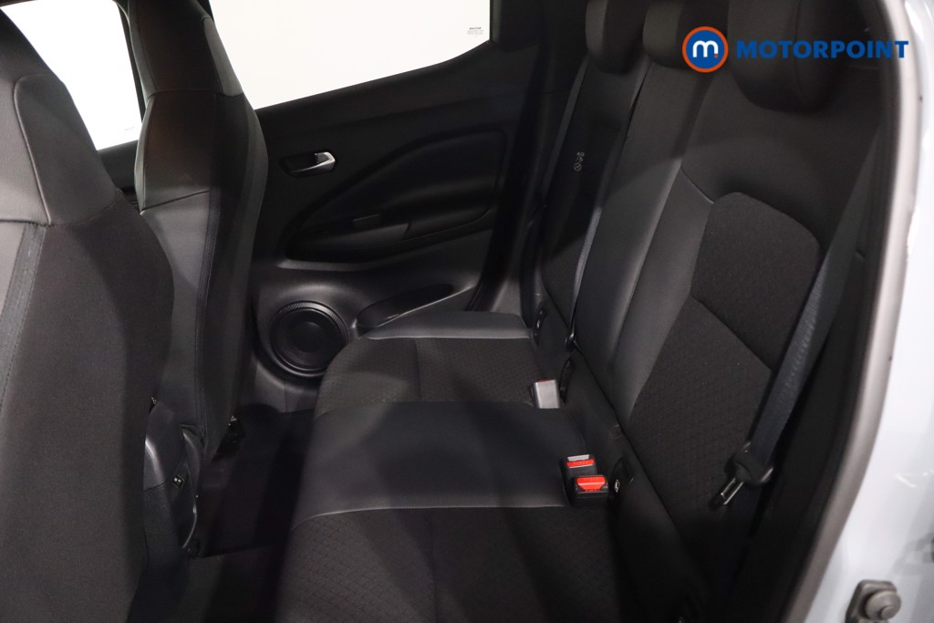 Nissan Juke N-Connecta Automatic Petrol SUV - Stock Number (1630182) - 5th supplementary image