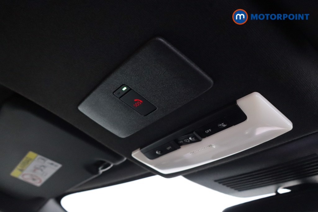 Nissan Juke N-Connecta Automatic Petrol SUV - Stock Number (1630182) - 23rd supplementary image