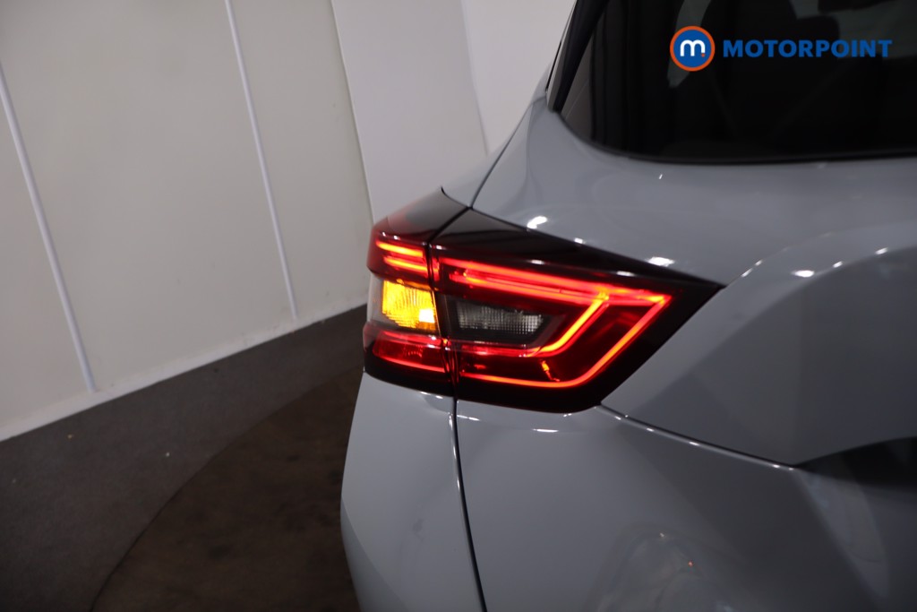 Nissan Juke N-Connecta Automatic Petrol SUV - Stock Number (1630182) - 36th supplementary image