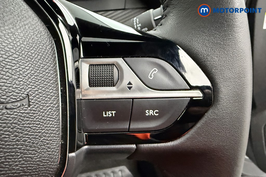 Peugeot 2008 Allure Manual Petrol SUV - Stock Number (1630217) - 4th supplementary image