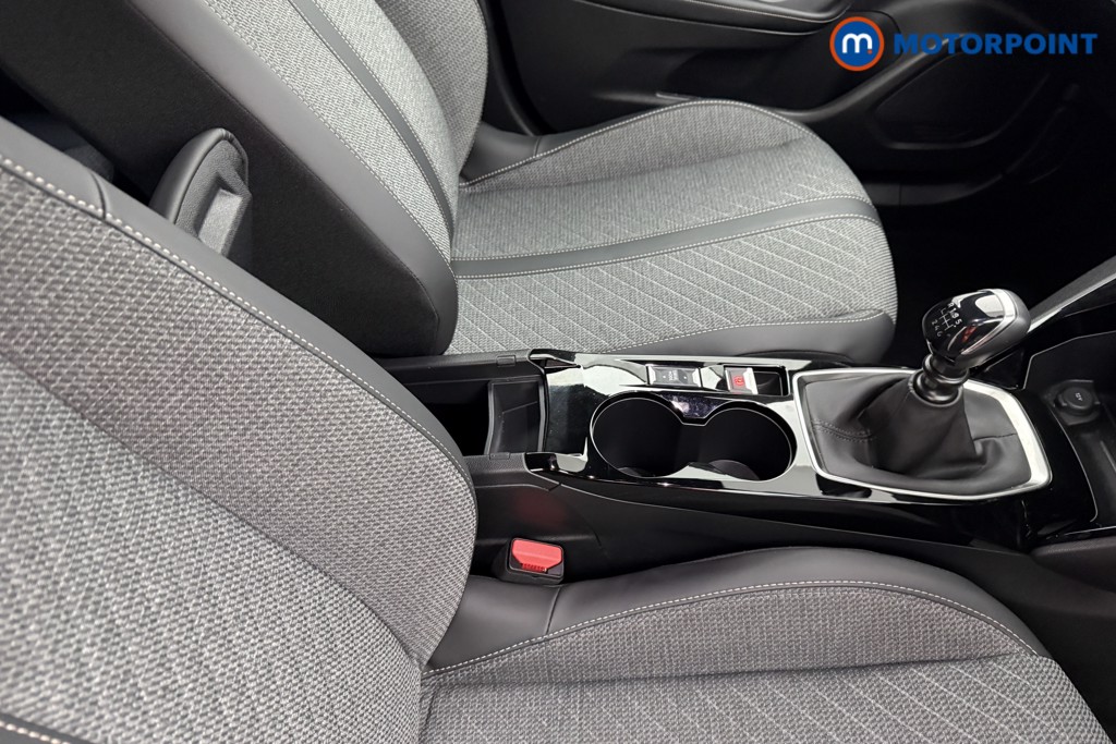 Peugeot 2008 Allure Manual Petrol SUV - Stock Number (1630217) - 12th supplementary image