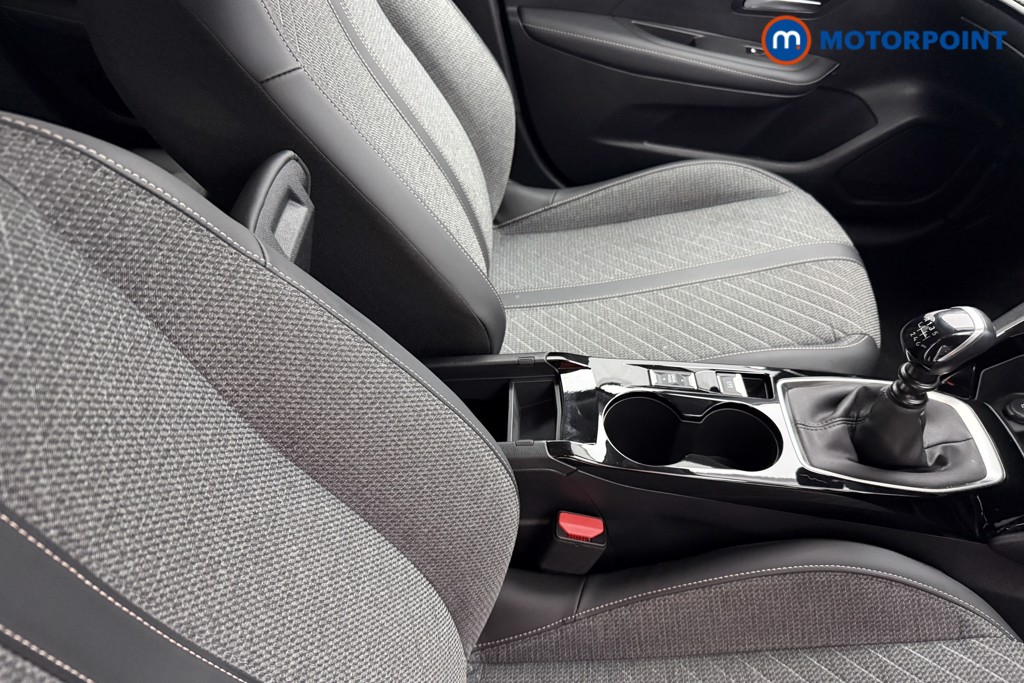 Peugeot 208 Allure Manual Petrol Hatchback - Stock Number (1630235) - 13th supplementary image