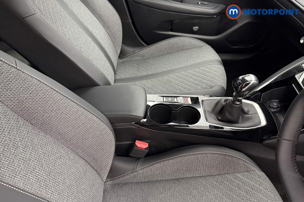 Peugeot 208 Allure Manual Petrol Hatchback - Stock Number (1630241) - 13th supplementary image