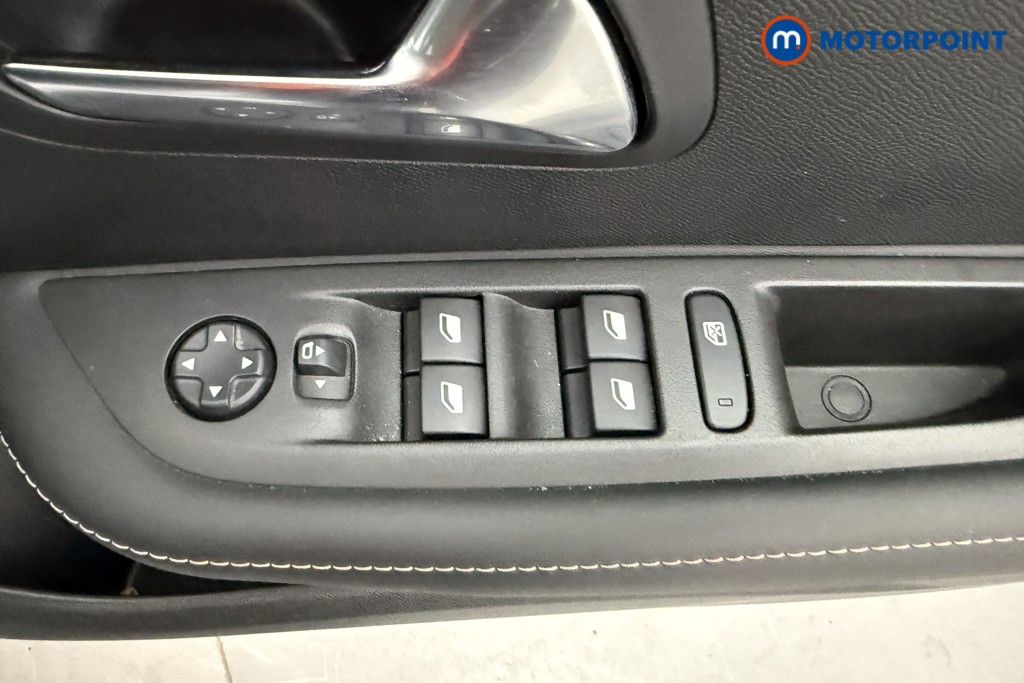 Peugeot 208 Allure Manual Petrol Hatchback - Stock Number (1630241) - 16th supplementary image