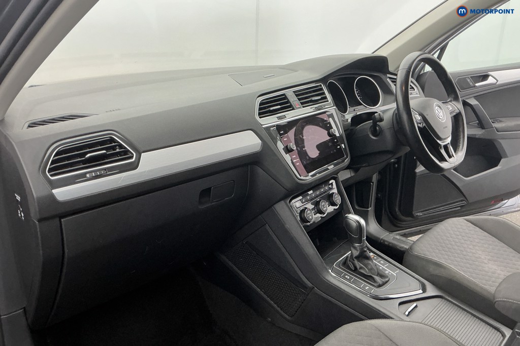 Volkswagen Tiguan Se Nav Automatic Diesel SUV - Stock Number (1630345) - 9th supplementary image